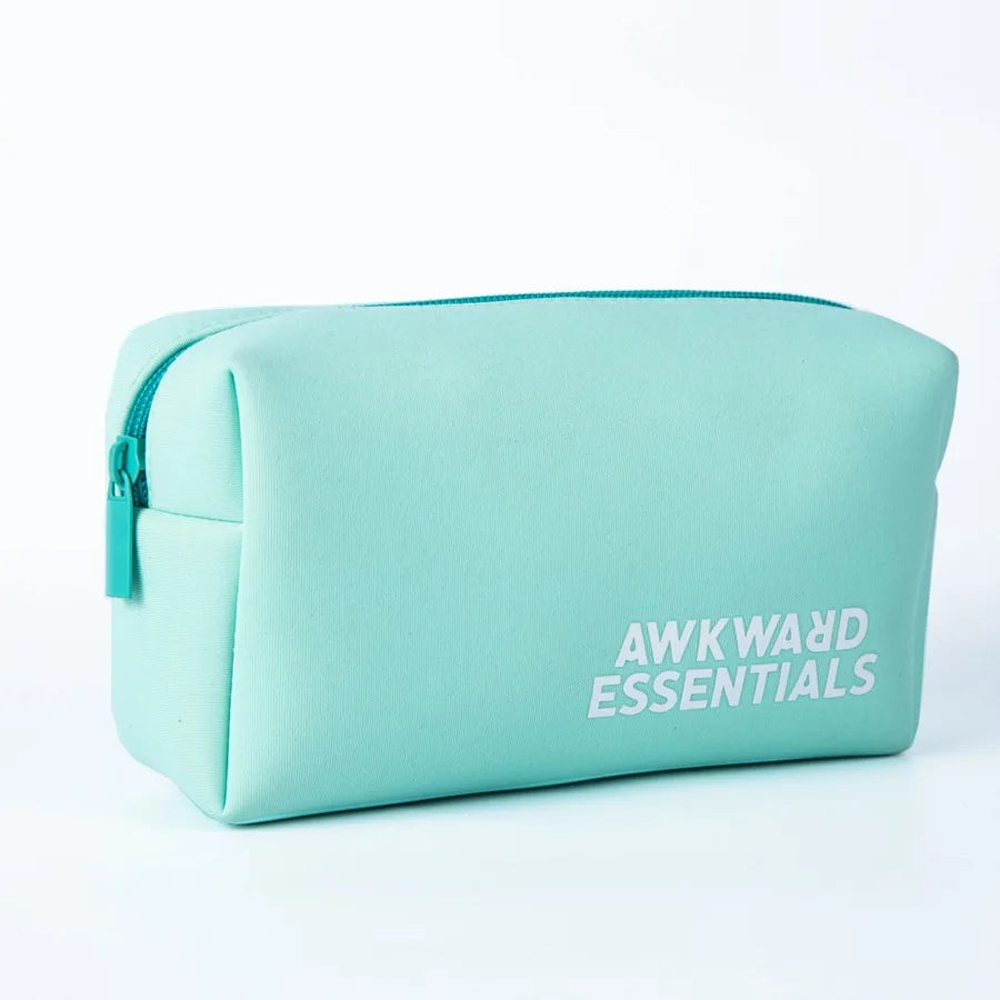 New Arrivals for Pink Neoprene Luxury Makeup Pouch for Women Portable Zipper Cosmetic Bag with Letter Pattern Ladies Style