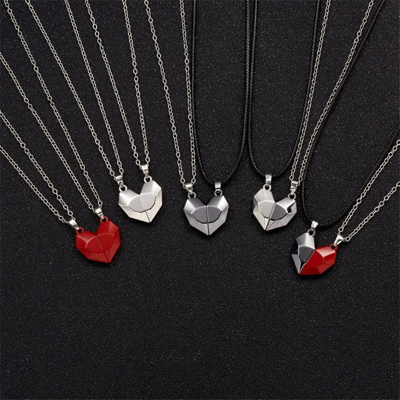 2Pcs/Set Magnetic Luxury Necklace Black and White Wishing Stone Couple Stitching Magnetic love Day Necklaces