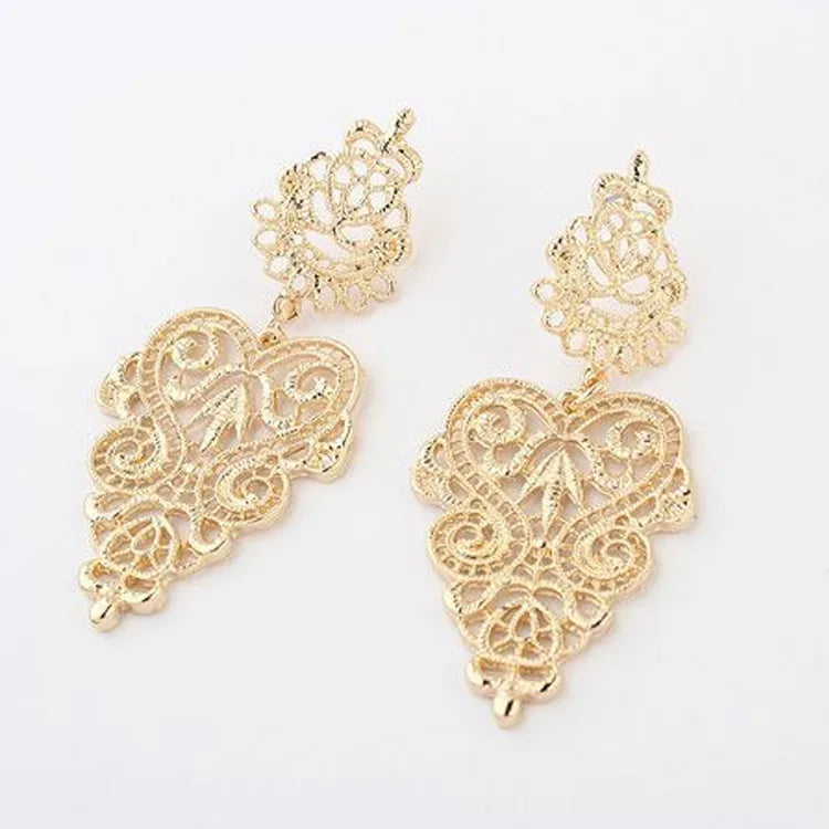 Retro Hollow Bohemian Fashion Leaf Pendant Earrings for Women Simple Alloy Flower Brincos Long Jewelry Accessories Girl Gift