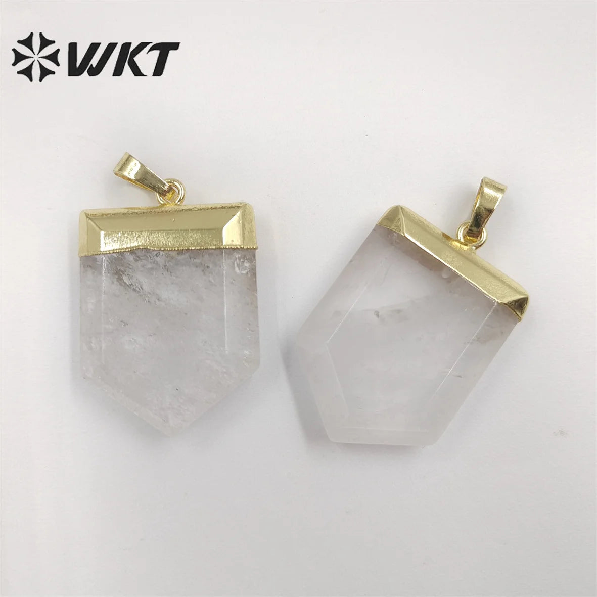 WT-P1829 Women Spirit Healing Crystal Stone Quartz Point Pendant Simple Faceted Spike Shape Crystal Pendant with Resist Tarnish
