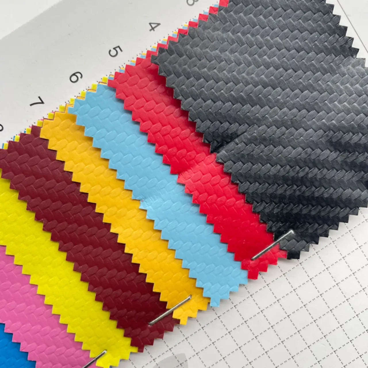 Factory Direct 0.5MM PVC Fabric Classic Grain Texture Soft Waterproof Stock Leather Car Seats Chairs Bags Sofas Home Textiles