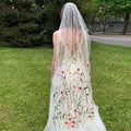 Elegant Floral Lace 1-Tier Long Bridal Veil with Comb Wildflower Wedding Veil