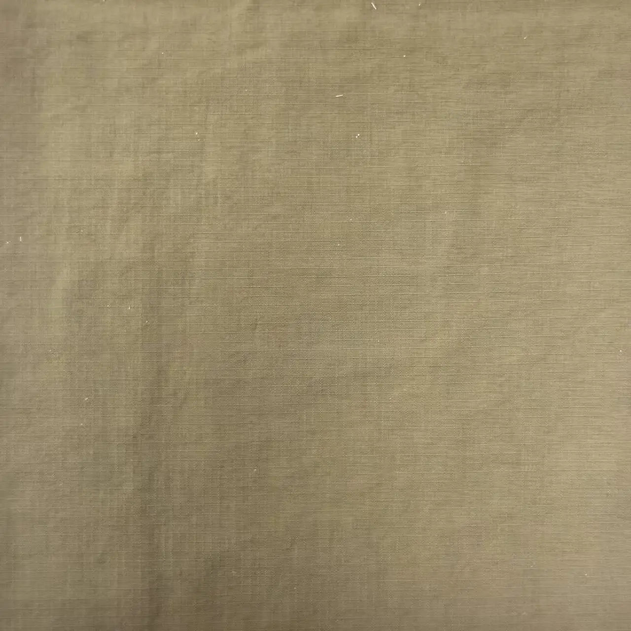 Factory Hot Sale 0.15 Single Grid Nylon Taslon Fabric with Tear Resistance Waterproof and Stretchability