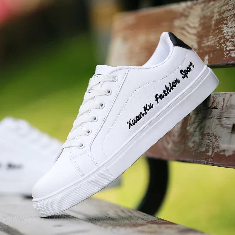 Summer Men Casual Shoes Fashion Men's Sports Shoes Lightweight Shoes Men Tennis Sneaker White Soft Sneakers Male