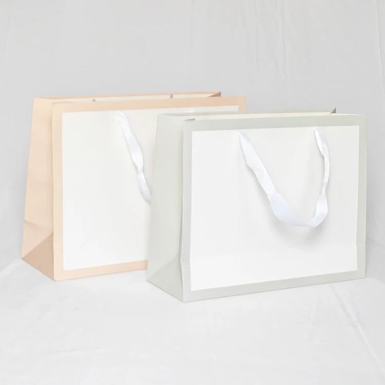 HONPAK Luxury Eco-friendly 100% Recyclable White Paper Bag Bulk in Stock Wholesale with Edge Printing for Promotions