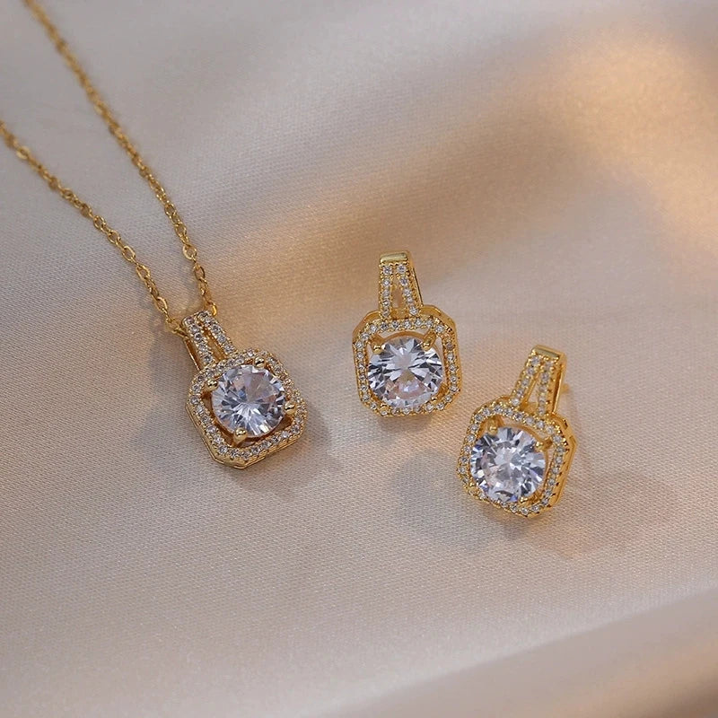 Gioielli Hot Selling Gold Plated Copper Alloy Earrings Rings Necklace Jewelry Set with Zircon for Women