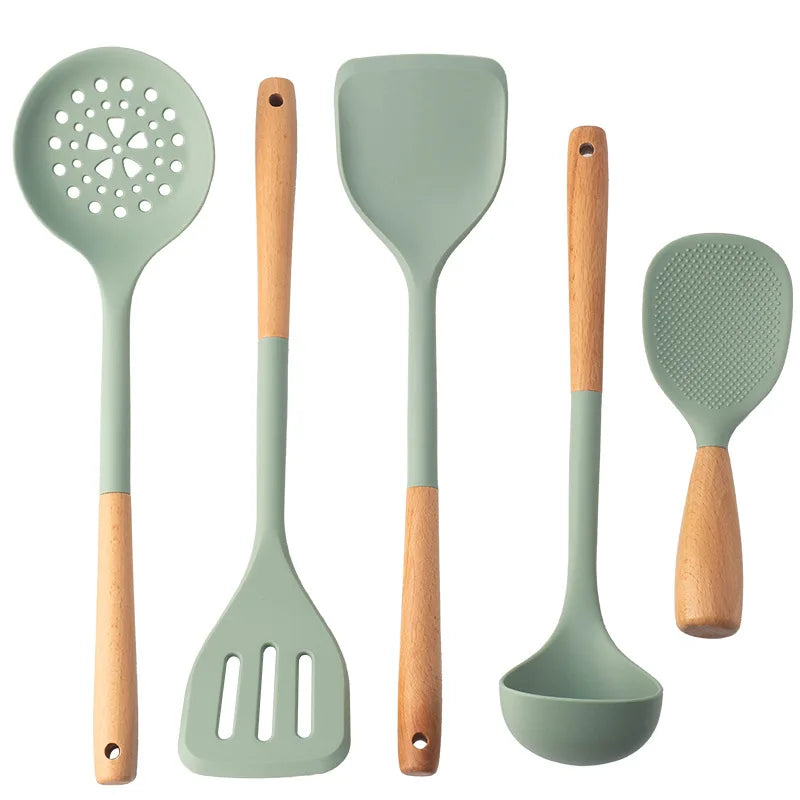YJ Wonderful Custom Silicone Kitchen Turner Wooden Handle Heat Resistance Frying Spatula Soup Ladle Sustainable Kitchen Gadgets