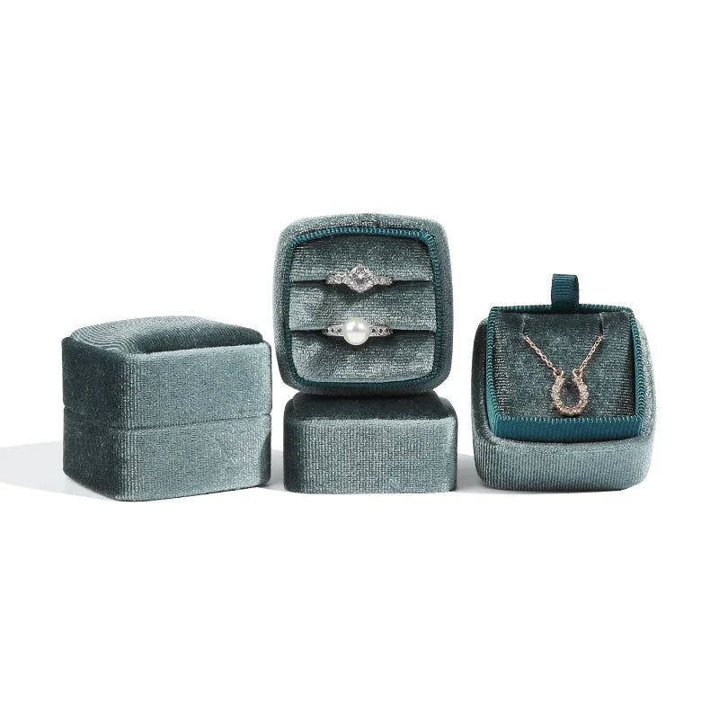 Custom Logo Square Velvet Jewelry Box Double Ring Pendants Empty High End Eco-friendly Jewelry Velvet Box for Rings Necklaces