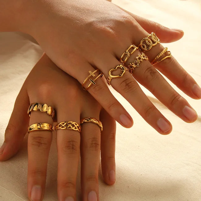 China Fashion Golden Stainless Steel Opening Adjustable Rings for Women Chain Hollow Couple Finger Ring Jewelry Wholesale Gift