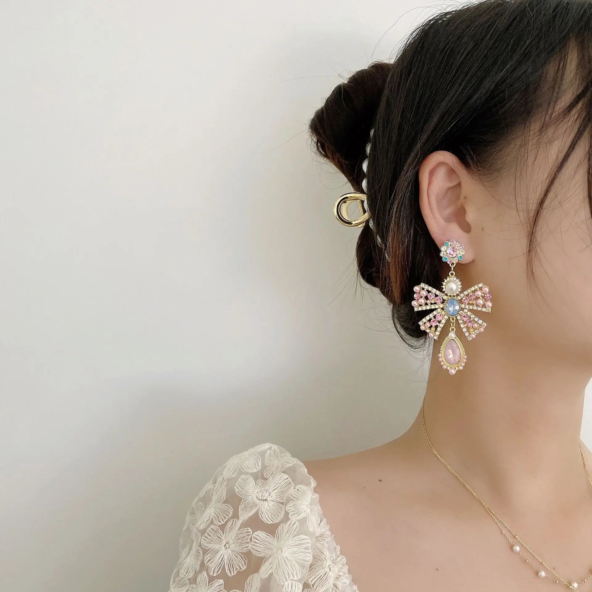 AA00608 Hot Sale Wedding Luxury Crystal Bow Pearl Earrings for Woman
