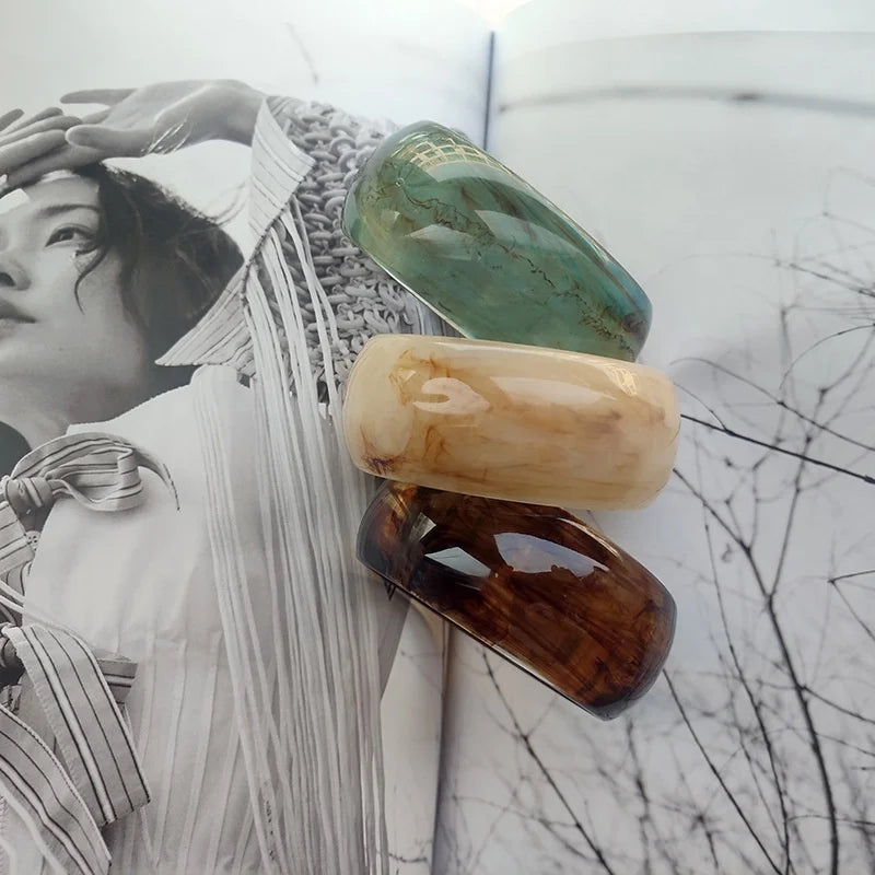 Fashion Retro Design Wide Exaggerated Marble Texture Translucent Gold Foil Acrylic Resin Bracelet Bangle for Women Jewelry