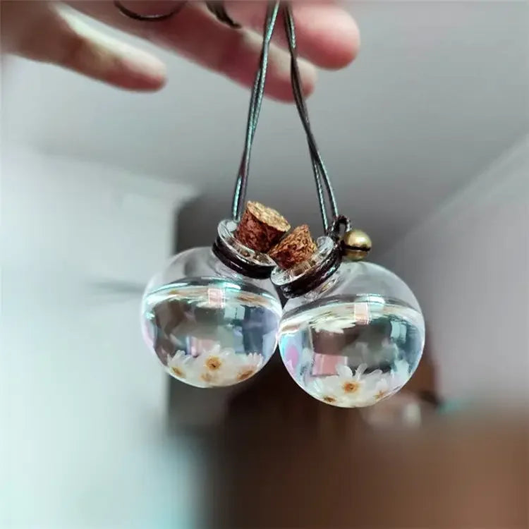 Cheaper 10ml Round  Empty Car Hanging Diffuser Glass Perfume Bottle  Glass Diffuser Bottles With Wooden Cork