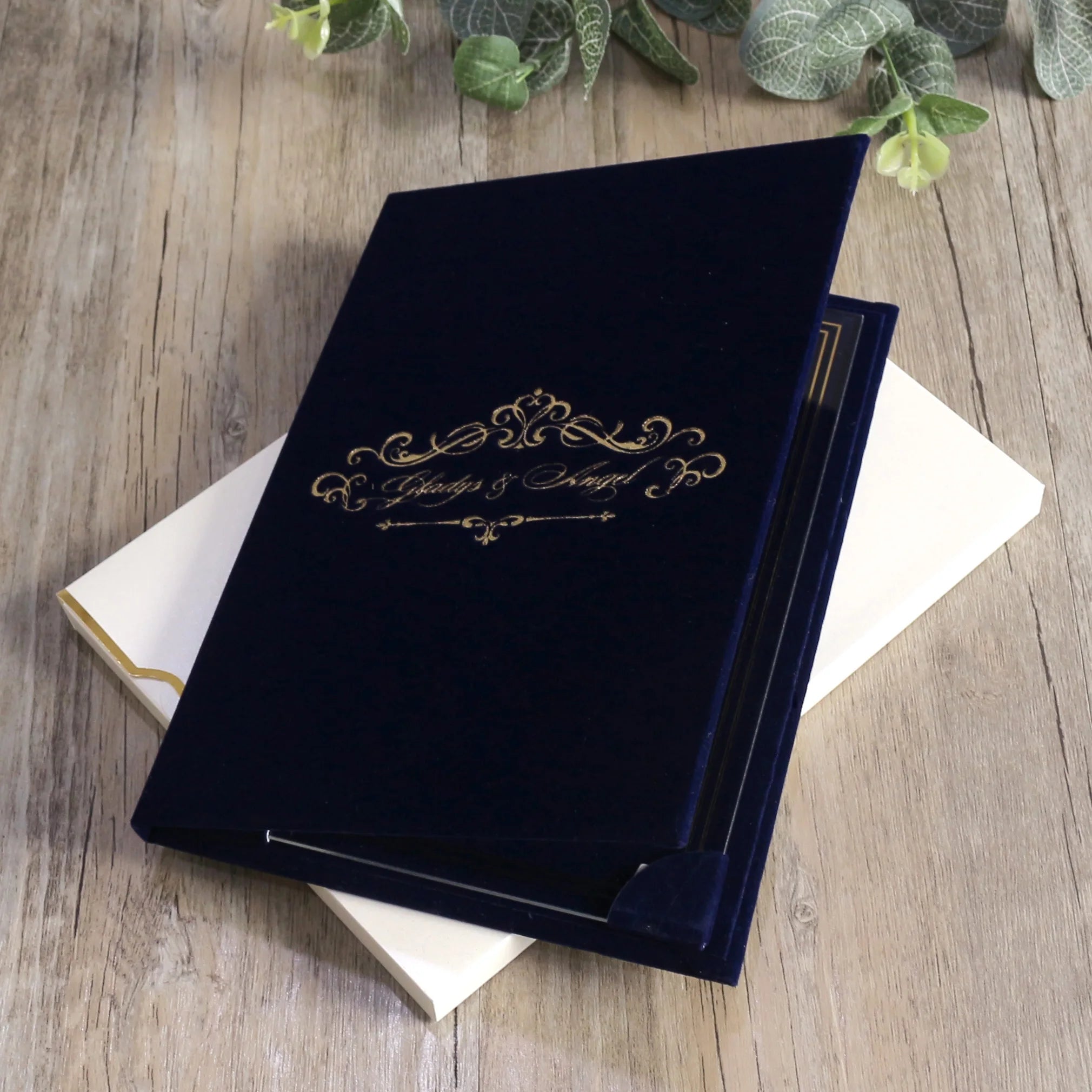 Chic Decorating Elegant Navy Blue Velvet Wedding Invitation with clear Acrylic Main Card Foiling Printing Invites