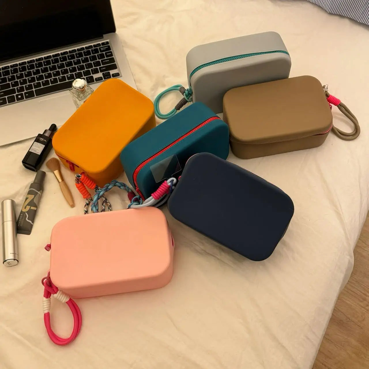 Large Capacity Portable Silicone Makeup Bag Waterproof Zipper Closure Reusable Travel Cosmetic Jewelry Desktop Storage New