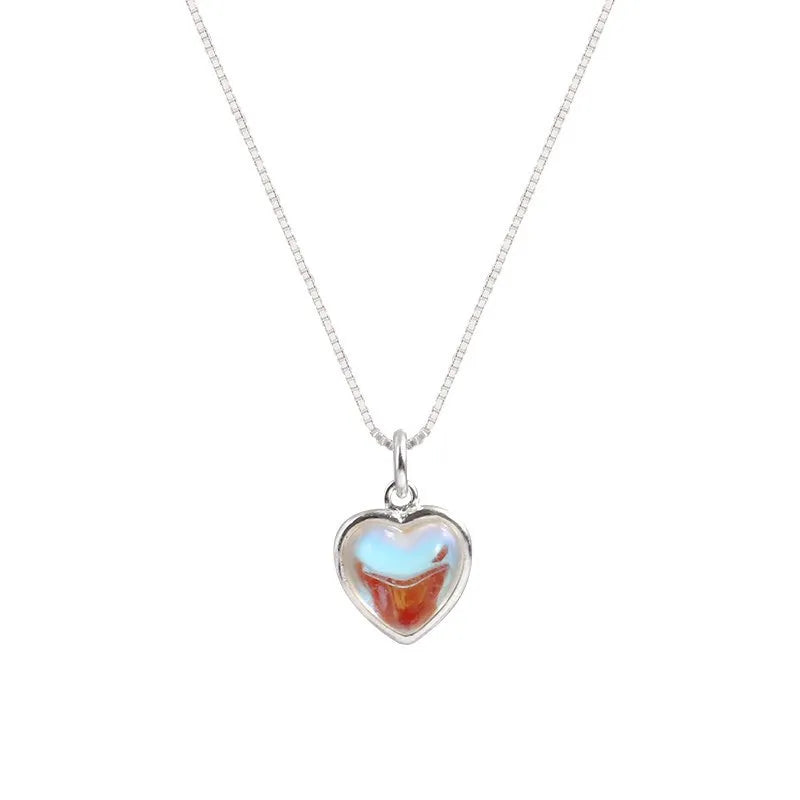 Dainty 925 Silver Gradient Crystal Heart Shape Love Necklace Female Silver Plated Simple Collarbone Design Dazzling Gift