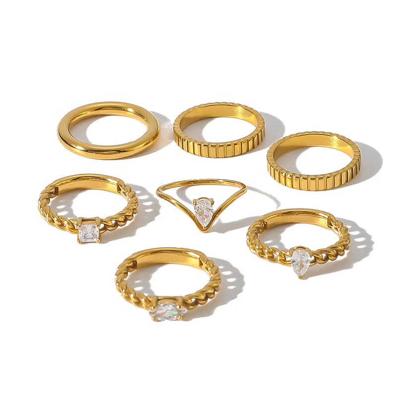 Fashion Luxury 18K PVD Gold Plating Stainless Steel Pave ZIrcon Textured Twisted Cubic Zirconia Ring for Women