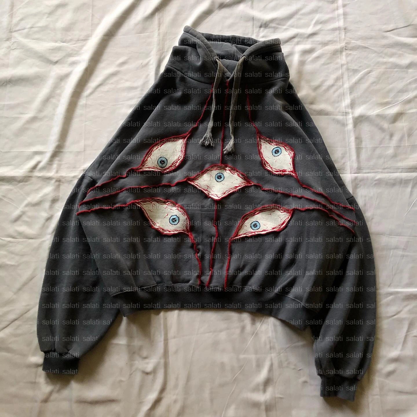 Salati Manufacturer Custom Eye Patches Pullover Heavyweight Distress Patches Cut and Sewn Vintage Adult Heavyweight Hoodie