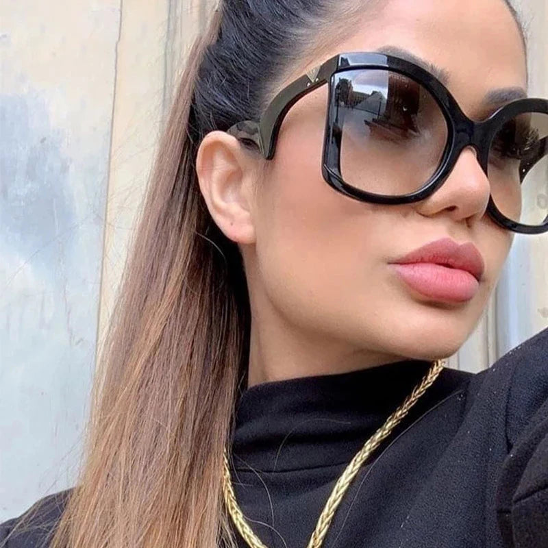2022 Gradient Oversized Square Sunglasses for Women Classic Wave Female Sun Glasses New Fashion Vintage Ladies UV400 Shades