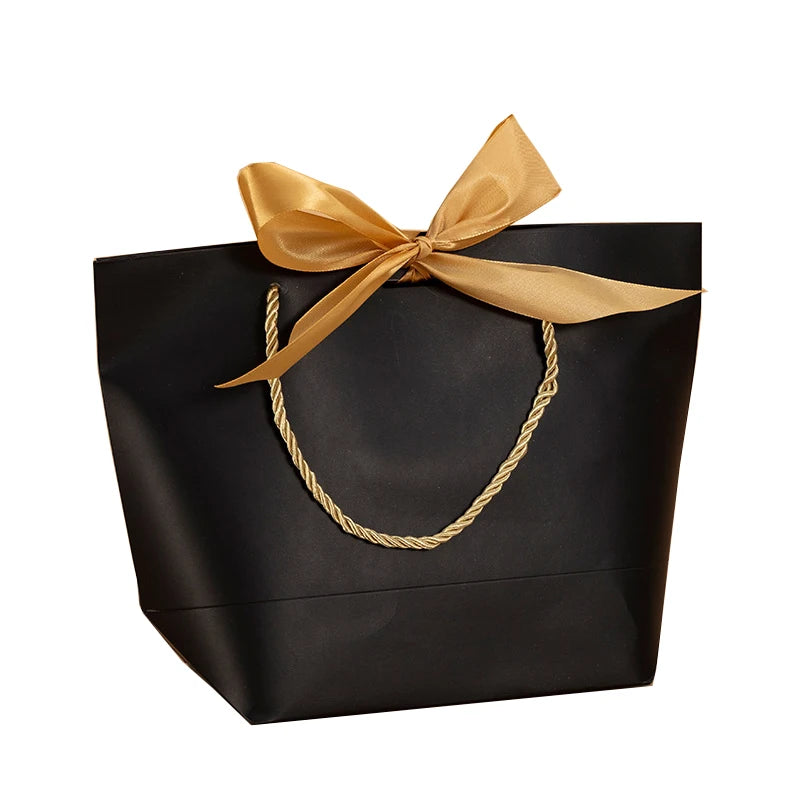 New Paper Bag Recycle Hot Stamping Shopping Bags With Bow and Handle Eco-Friendly Paper Straw Cosmetic Bag With Logo Print