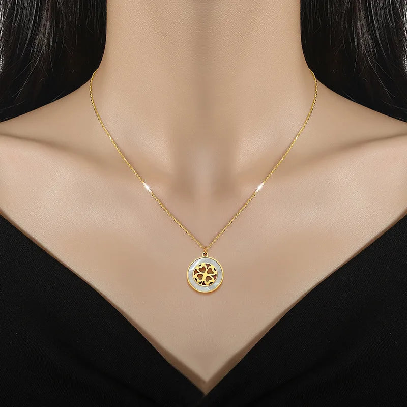 Titanium Steel Shell Flower Pendant Necklace Charm Choker Chain for Women Wedding Engagement Stainless Steel Jewelry