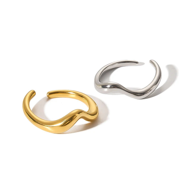 New Arrival Stainless Steel Irregular Wave Gold and Silver Couple Rings Non Tarnish Rings for Woman