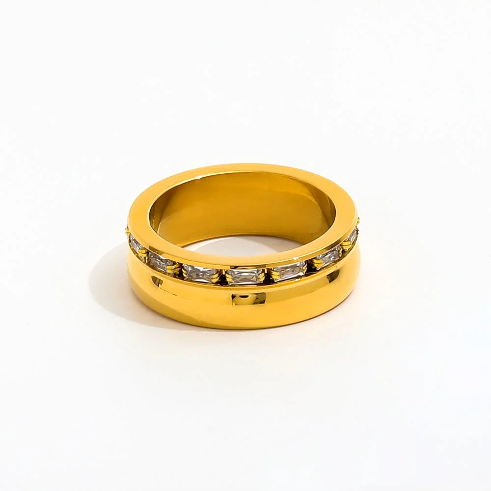High End Trendy Stainless Steel Finger Ring 18K Gold Plated Rectangle Zirconia Surround Stylish Spiner Ring for Gifts
