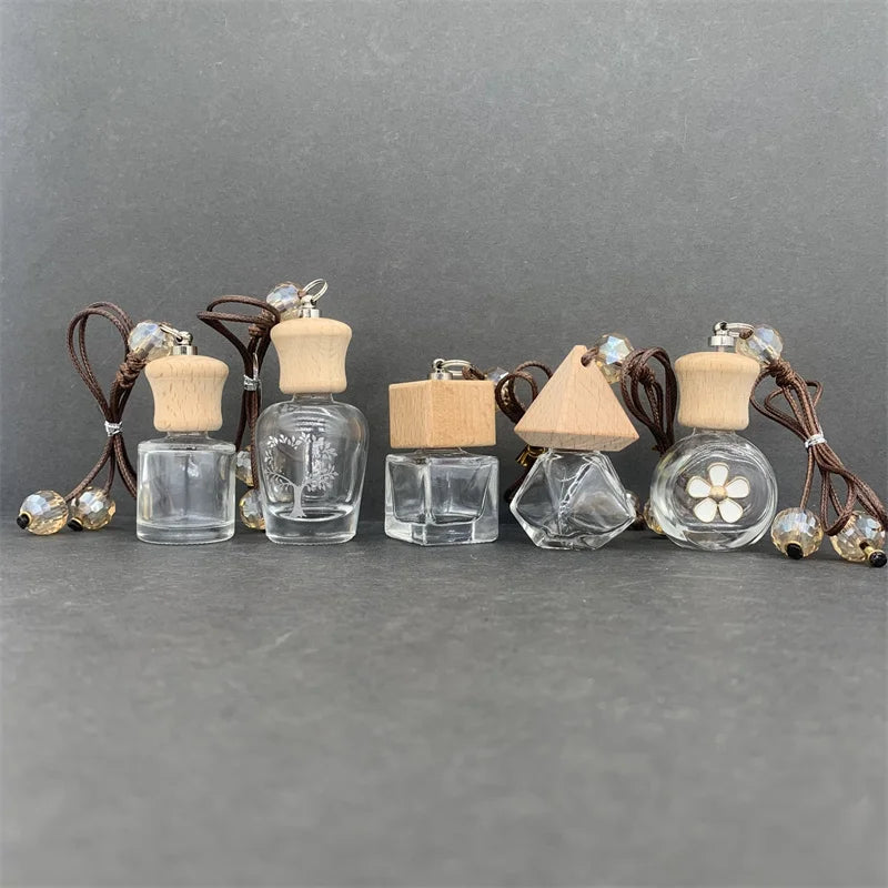 10ml Car Hanging Pendant Car Perfume Glass Bottle Diffuser 8ml Metal Petals Car Necklace Pendant Bottle with Crystal Beads