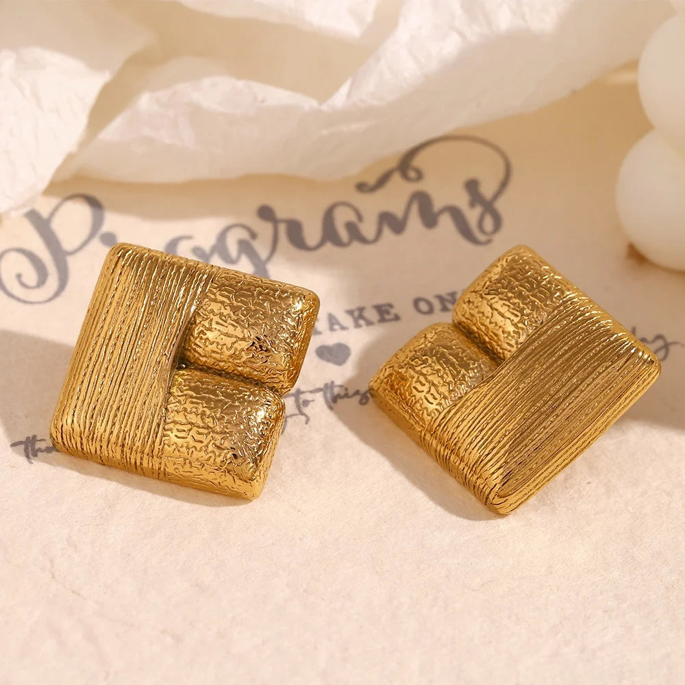 Dreamshow Hammered Statement Jewelry Geometric Stud Earrings PVD Stainless Steel Jewelry Gold Plated Earrings