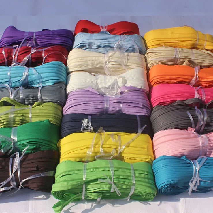 Environmental RISHUN Close-End Nylon Zippers Factory Direct Sales Stocks #3 3.6kg Sustainable Teeth Run Smoothly 2roll Clothes