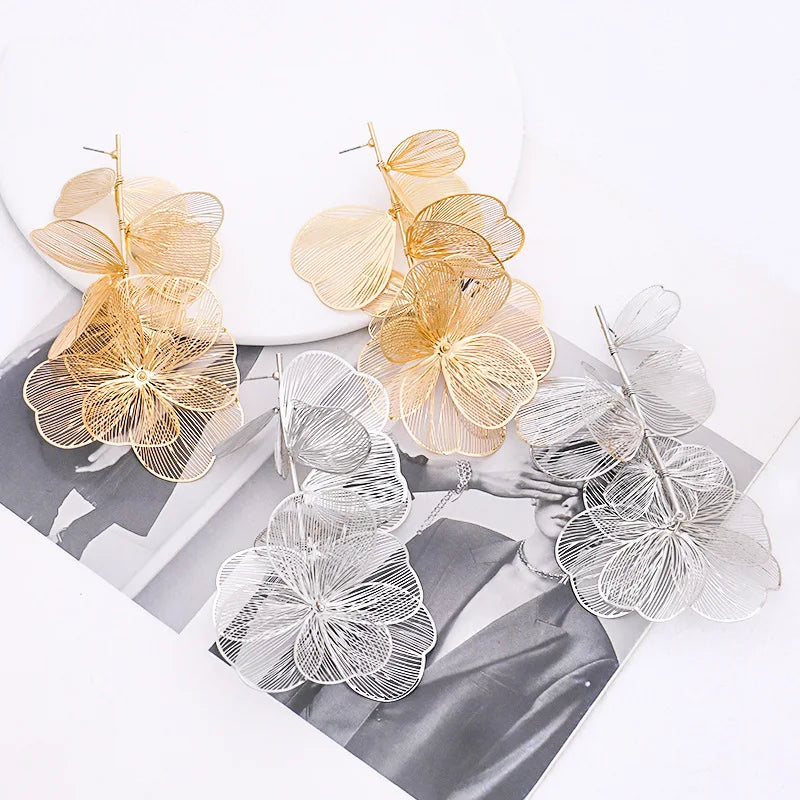Zooying Cross-border New Fashion Retro Palace Style Light Luxury Long Hollow Flower Earrings
