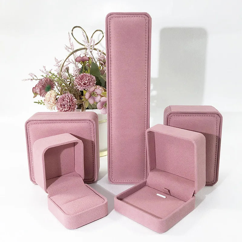 OEM Wholesale Price Velvet Jewelry Box Packaging Pink Ring Earring Chain Necklace Gift Box Hot Stamping Logo Velvet Jewelry Box
