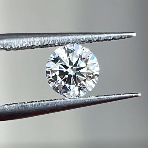 0.5ct IGI Certificated HPHT D VVS2 Round Brilliant Cut Lab Grown Diamond