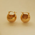 Hot Selling Girls Accessories Jewelry Ear Ring Retro Matte Premium Small Ball Personality Stud Earrings