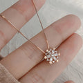 Hot Sale Fashion Sparkling Clavicle Chain Necklace Zircon Jewelry Necklace Snowflake Pendant Necklace for Women and Girls