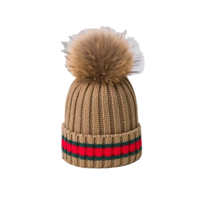MWFur Fashion Women Winter Raccoon Fur Pompom Beanie Hat Parenting Style Winter Hats With Pom Poms Street Fashion Hats