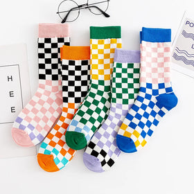 Winter Customized Design Logo Checkerboard Socks Women's Mid Length Socks Ins Fashion CREW Sports Socks Wholesale