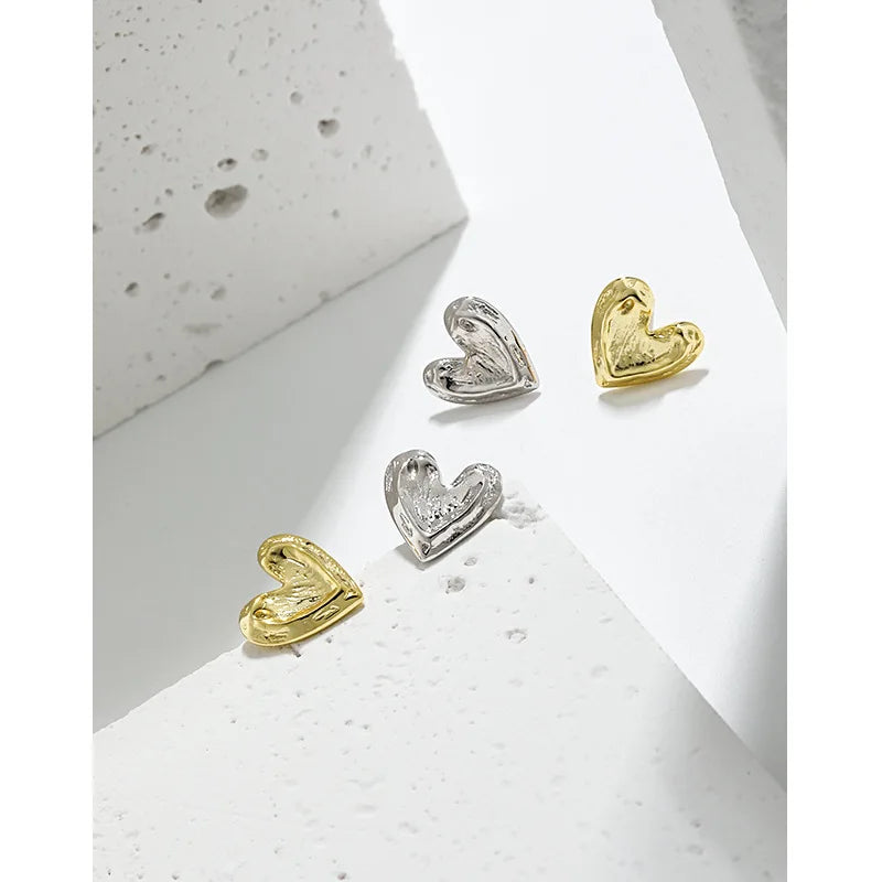 WMEL126 Romance S925 Sterling Silver Fine Stud Earrings Heart-Shaped Texture Post Earrings with Heart-Shaped Silver Heart Studs