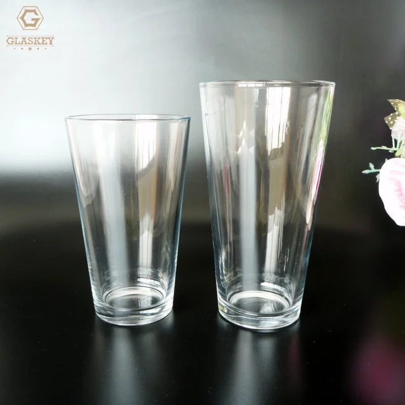 Wholesale 22oz Drinking Glass Breakfast Cup Bar Wine Glass Beer Mug V Shape Pint Glass