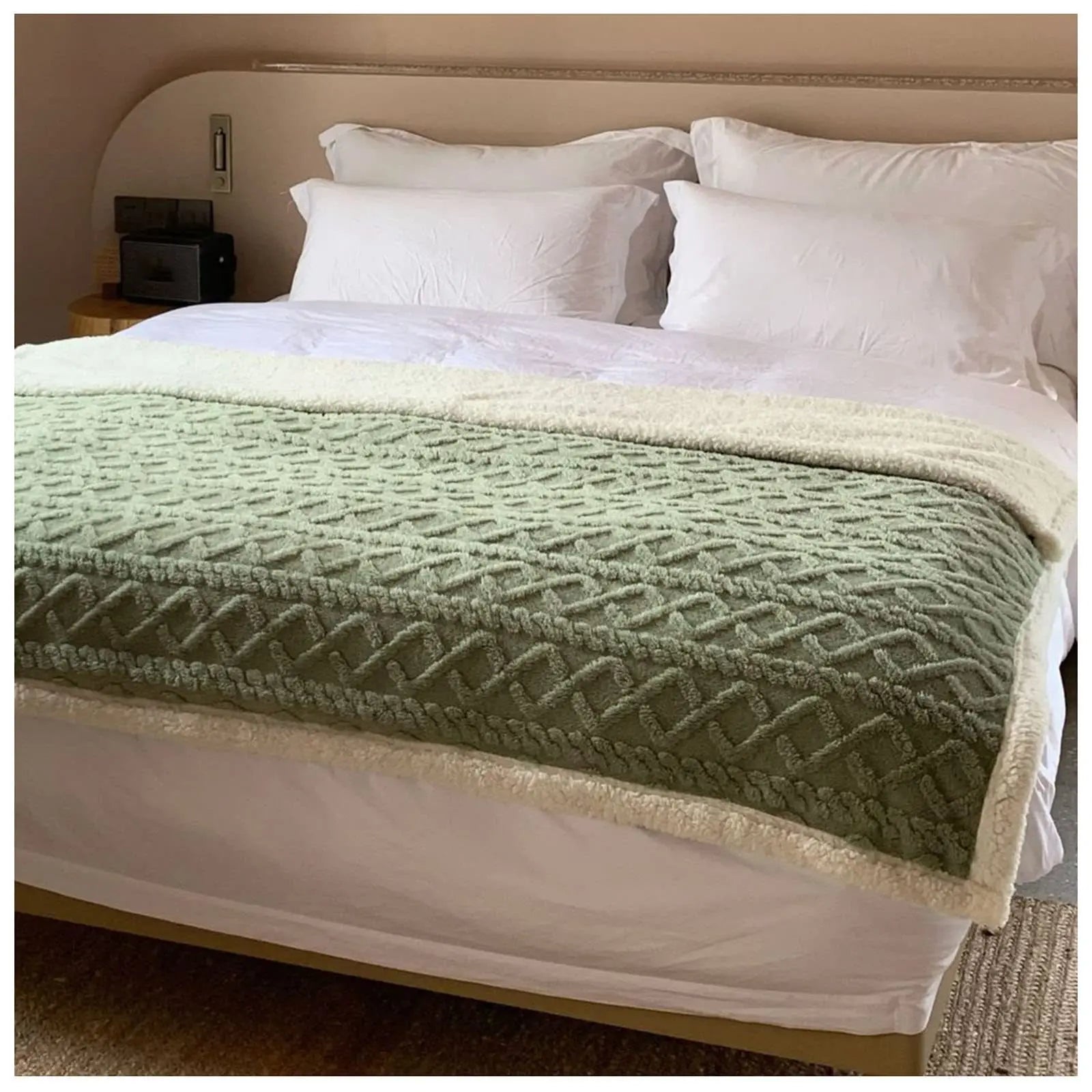 Luxury Solid Color Sherpa Fleece Blanket Winter Warm Bed Soft Fuzzy Queen Size Throw Blanket