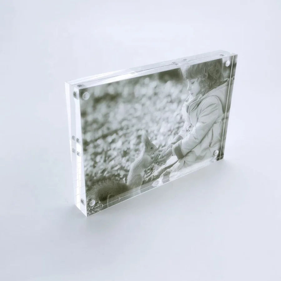 4x6 Clear Double Sided Acrylic Photo Block Frame With Magnetic Acrylic Picture Frame for Tabletop Display