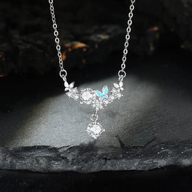 Fashion Star Butterfly Necklace Electroplating Silver Pendant Diamond Gemstone Pearl Ladies Necklace for Women Girls Jewelry