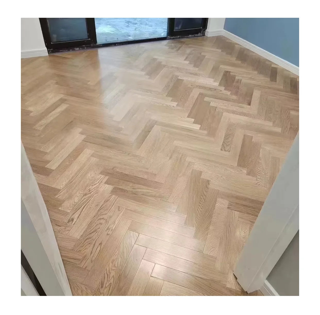 Modern Euro Luxury Oak Herringbone Parquet Floor Cherry Color Varnished Brushed 15mm Engineered Flooring for Indoor Living Room