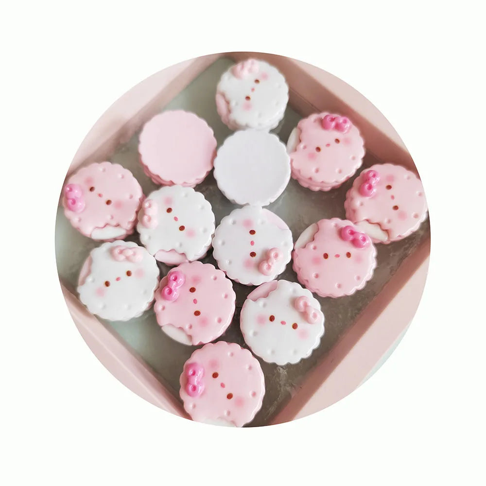 23mm Cartoon Biscuits Resin Charms Flatback Planar Crafts Fit Scrapbook Bracelets Necklace Earrings Accessories