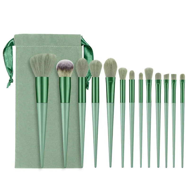 LOW MOQ Custom LOGO 13pcs Professional Make up Brushes Set Green Eyebrow Brush Face Powder Blush Makeup Brush With Storage Bag