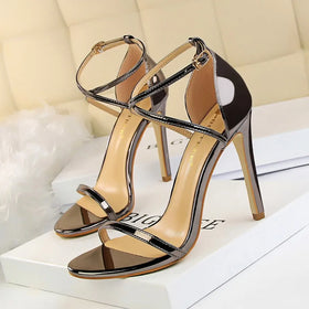 YQY4709 New Design Women Summer Bridal Wedding Sandals Open Toe Ladies PU Beautiful Pointed Thin High Heel Sandals Women