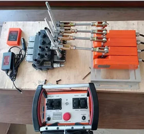 High Quality 12v 24v Wireless 4 Joysticks Functions Boom Truck Mounted Crane Articulated Crane Remote Control for Sale
