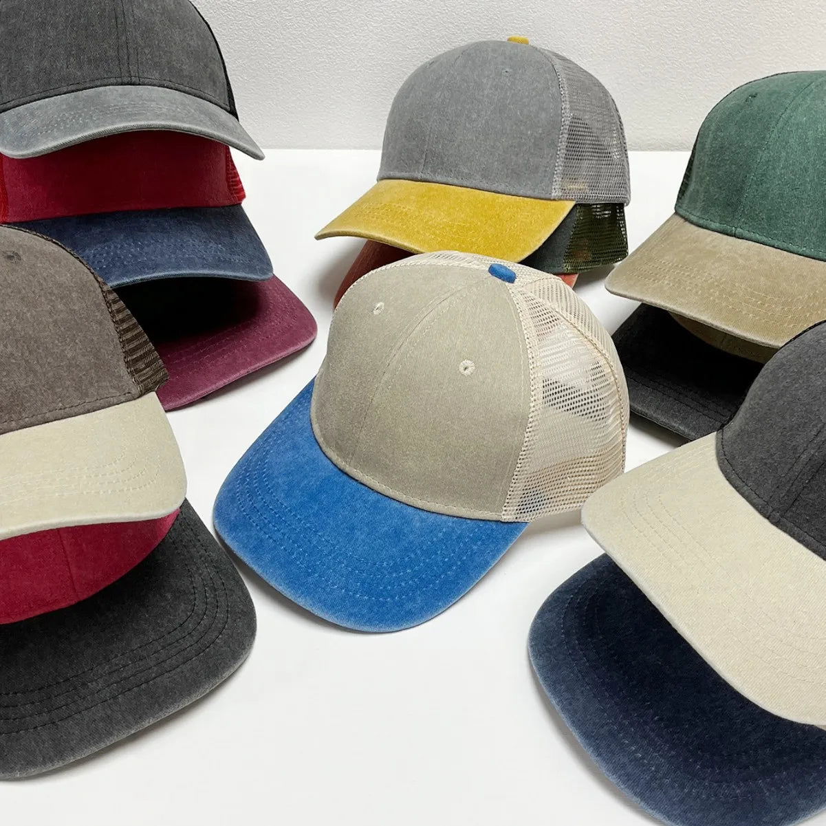 Custom Embroidery Logo Vintage Two Tone Splicing Washed Denim Cotton Mesh Trucker Baseball Dad Hat Cap