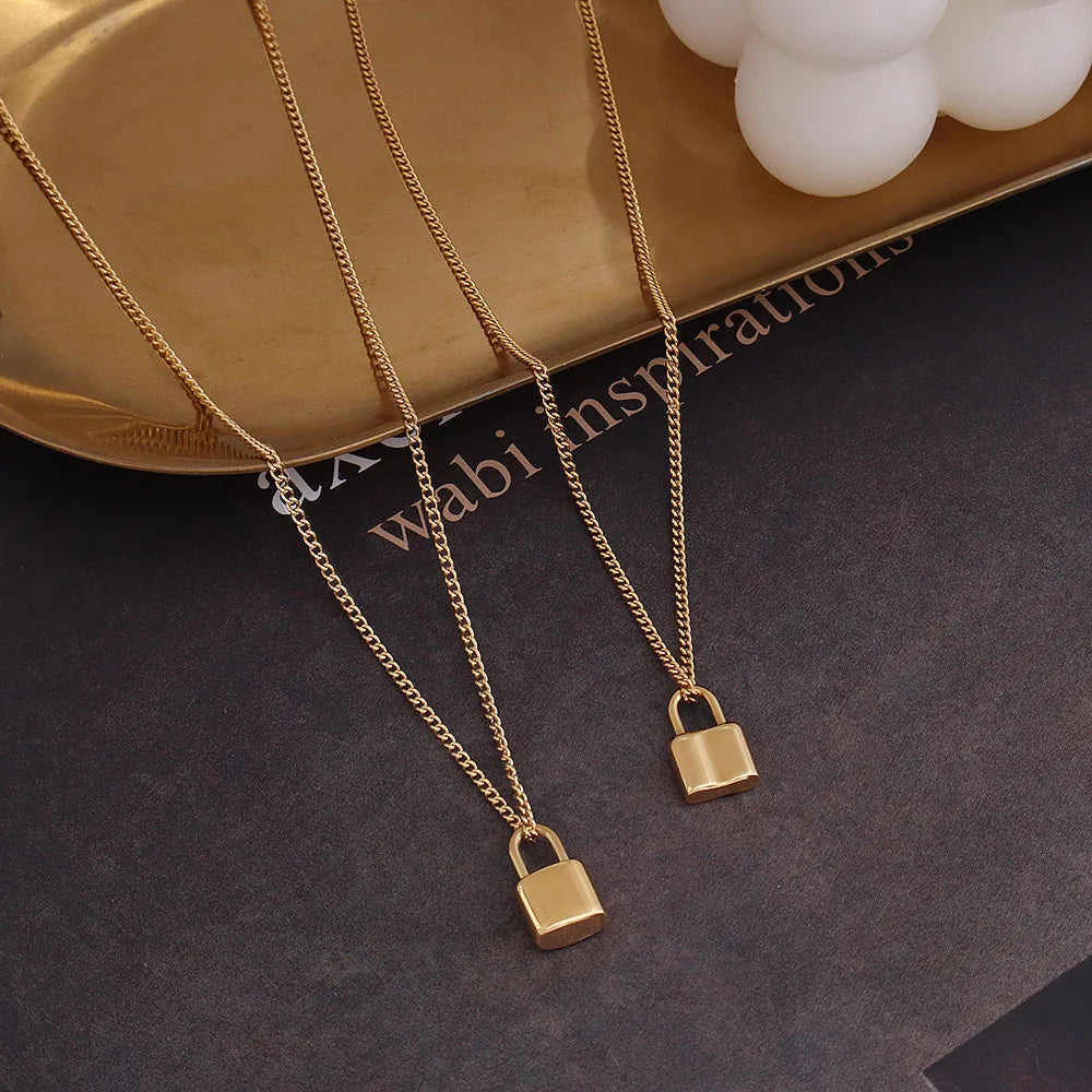 New Fashion Jewelry Necklace Stainless Steel Lock Pendant Charm Necklace Women