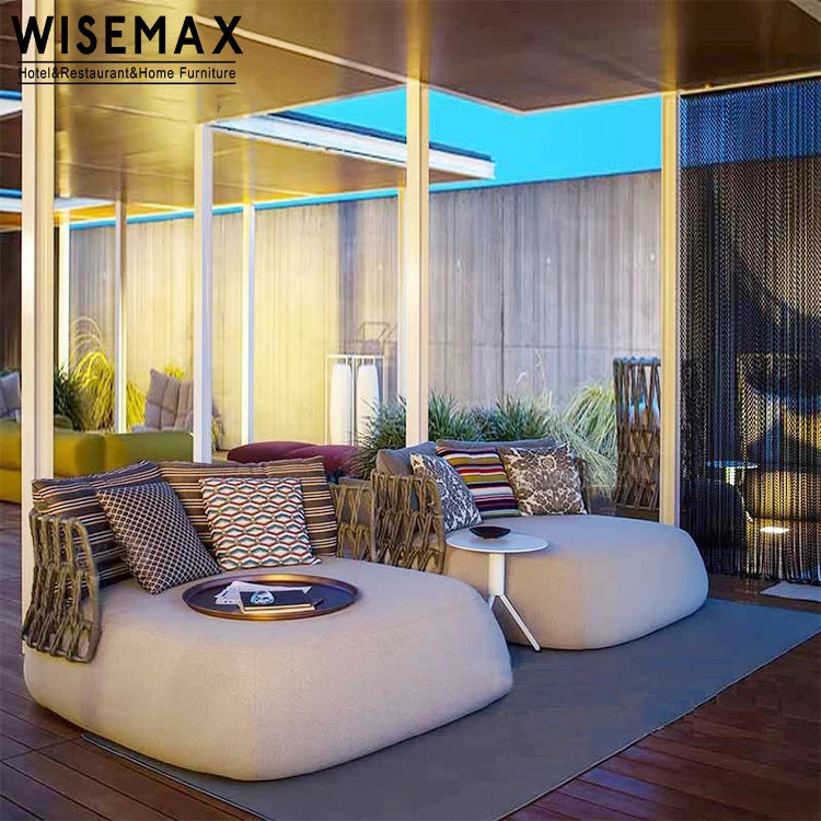 WISEMAX FURNITURE Modern Design Hotel Garden Patio Furniture Outdoor Sofa Set With Coffee Table Outdoor Aluminium Rattan Sofas