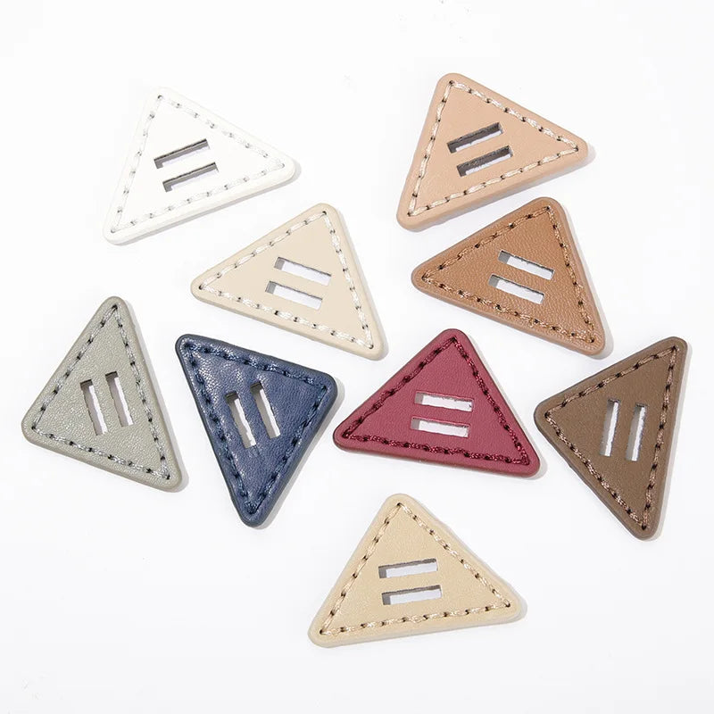 Wholesale Vintage Colorful Pu Leather Button with 2 Holes Sewing Accessories for Clothing Shank Style